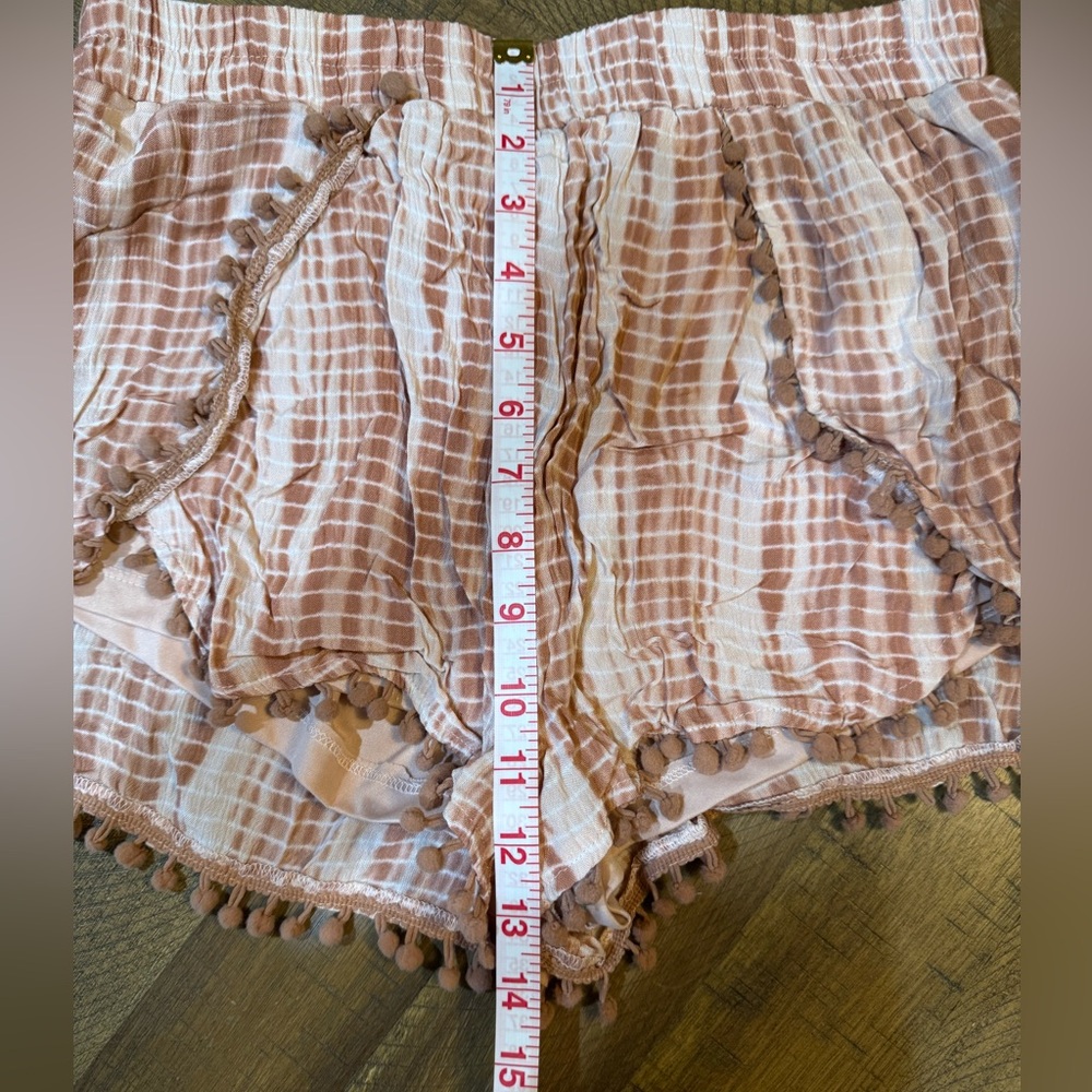 Stylish Coral Pom-Pom Trim Women's Shorts - Picture 7 of 10